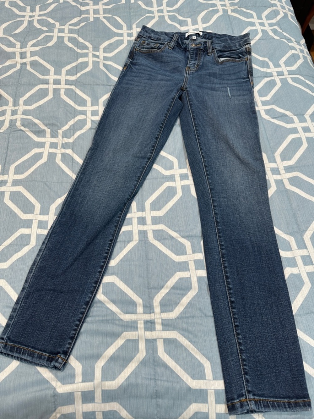 Women's Straight-Leg Jeans in Dark Blue